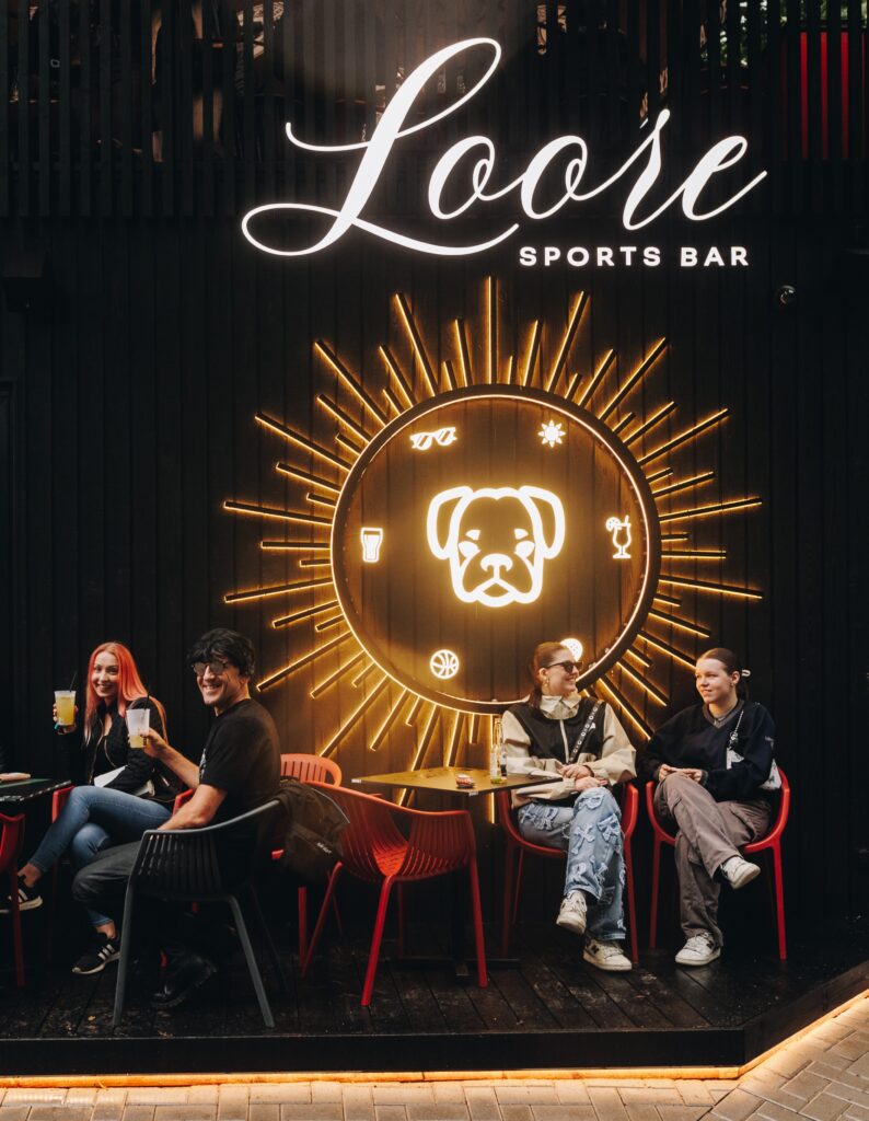 Loore Sports Bar